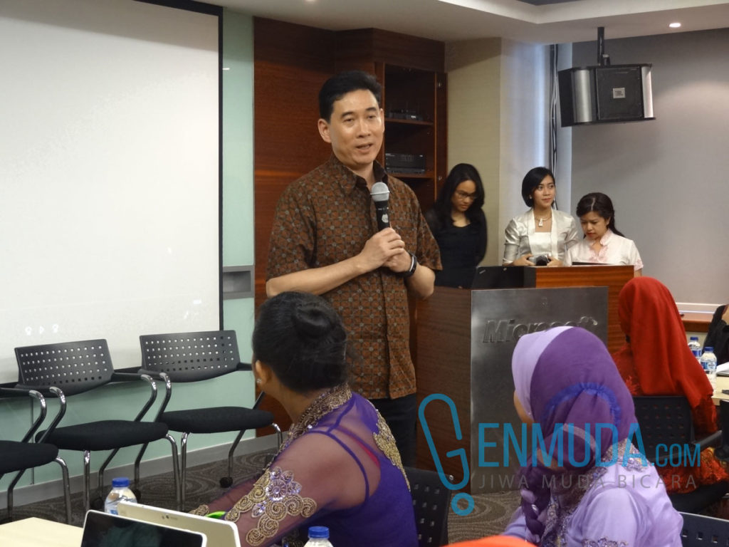 Andreas Diantoro, President Director Microsoft Indonesia di acara #MakeWhatsNext di kantor Microsoft Indonesia, Kamis (21/4) (Foto: Genmuda.com/2016 Gabby)