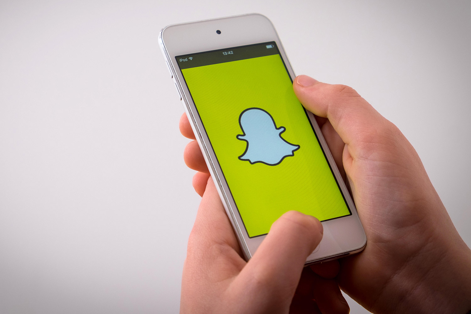 Keren Face Swap Di Snapchat Sekarang Bisa Pakai Foto Di Galeri